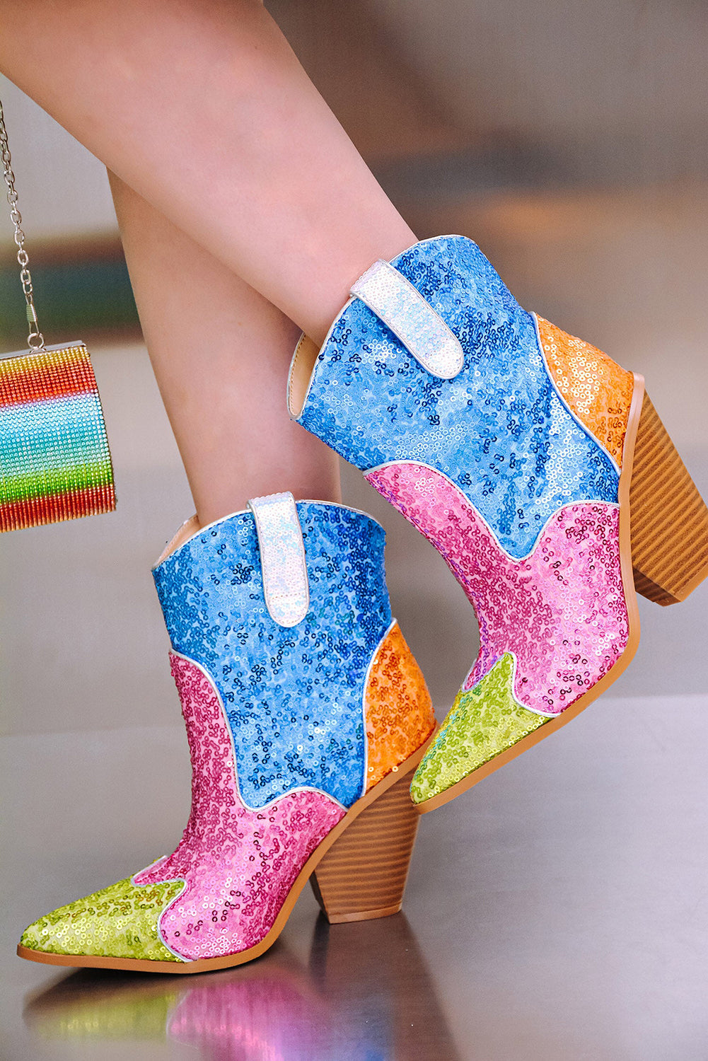 PRIDA Multi Cape Robbin-2