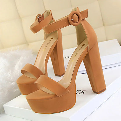 New Fashion Simple Comfort Women Platform High Heels Sandals Summer Peep Toe Party Wedding Pumps Buckle Slimming Shoes