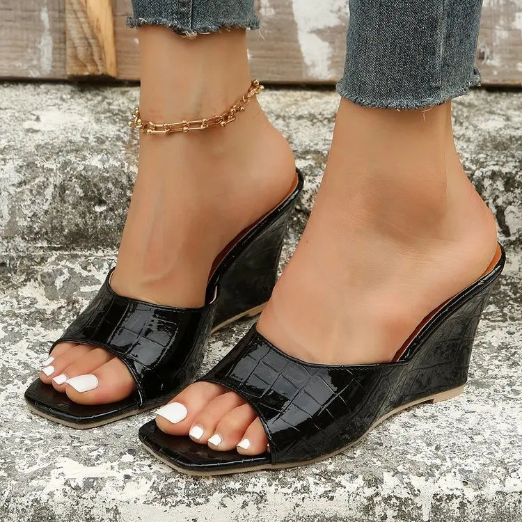 Women's leather wedges, mules, summer slippers, square parkas, high heels, gladiator sandals, flip flops